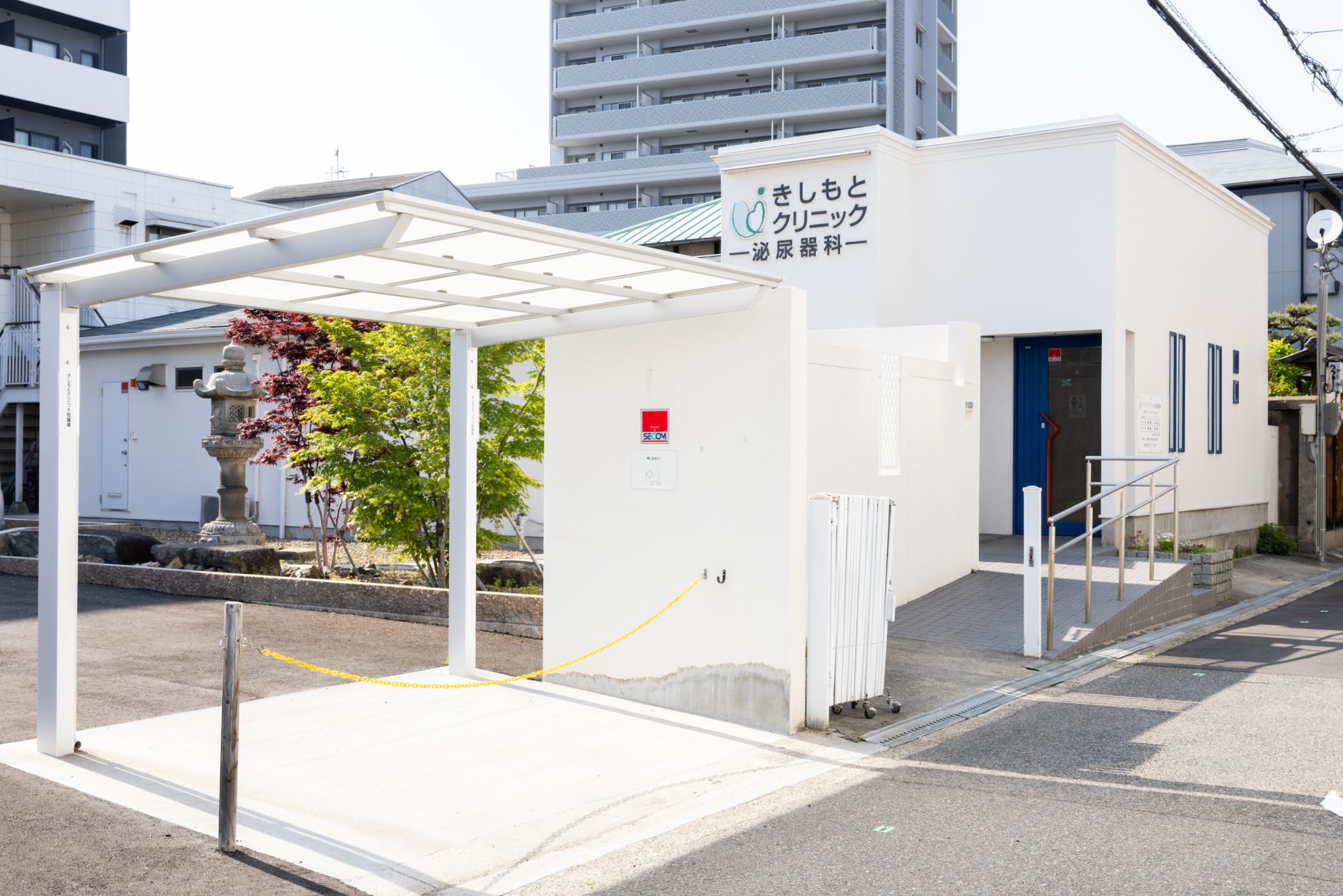 大阪市住吉区きしもとクリニック泌尿器科の駐輪場