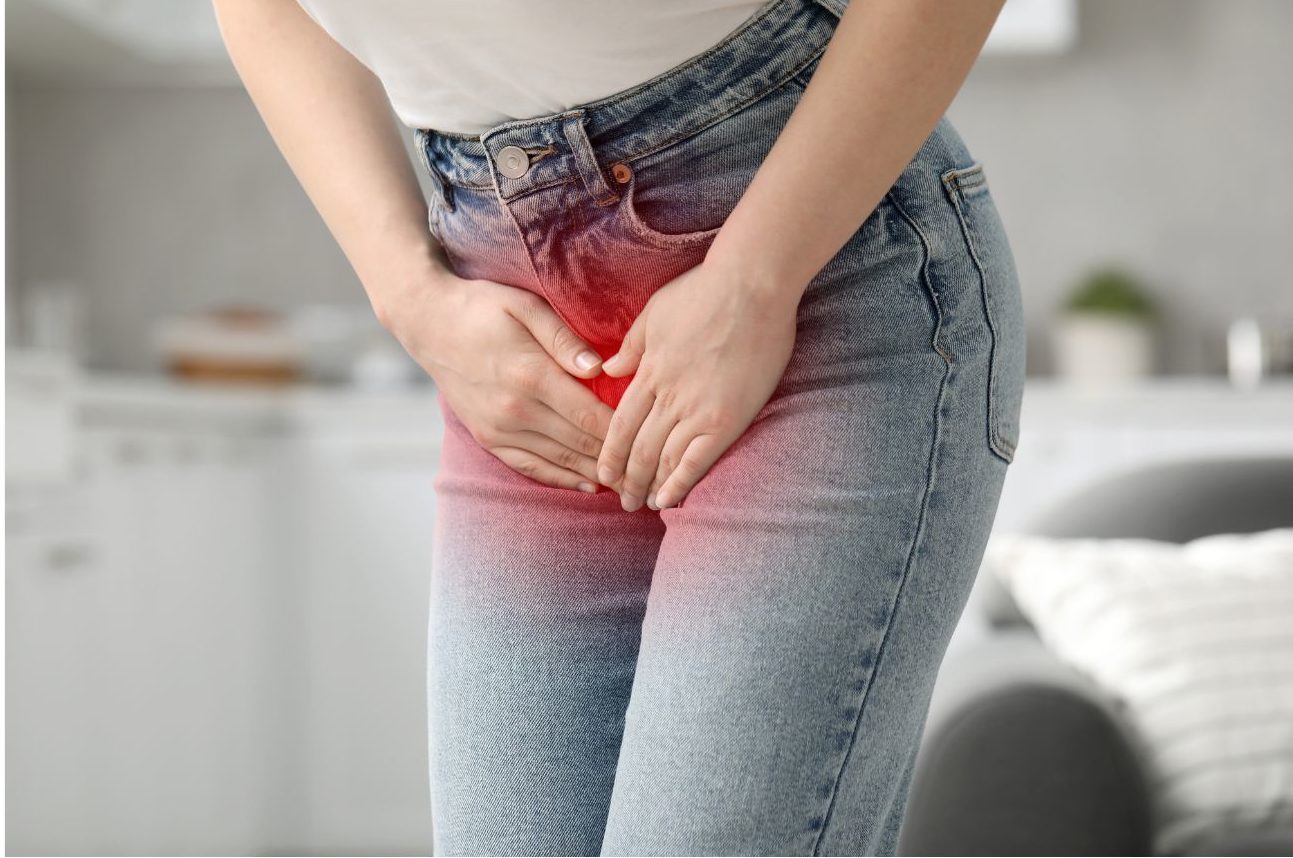 膀胱炎に悩む女性のイメージ